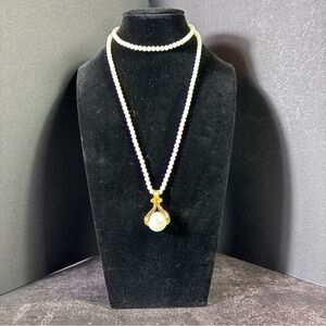 Vintage Avon Peralesque Elegance Faux Pearl Pendant Necklace 32” Signed 90’s